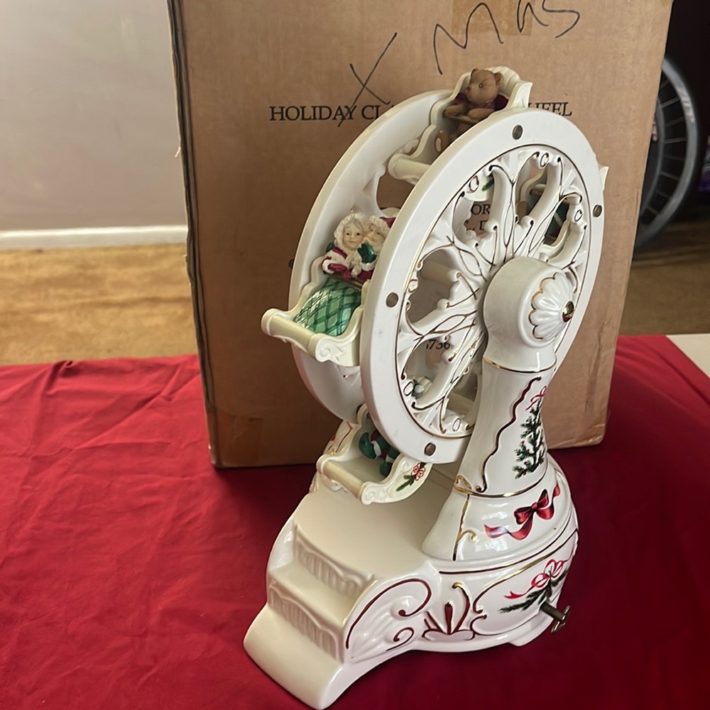Vintage Avon holiday, classic Ferris wheel